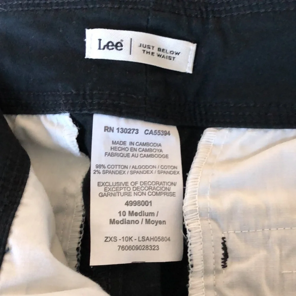 Lee Capri Pants Women's Size 10‎ Black Belt NWT